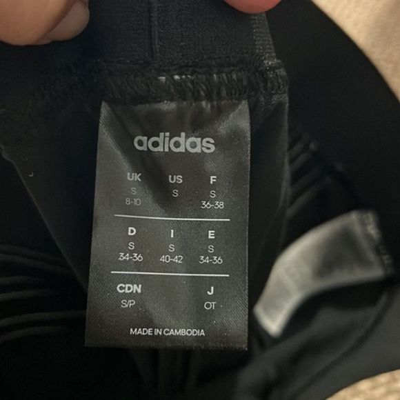 Adidas stretch pants size small never worn - Picture 2 of 2